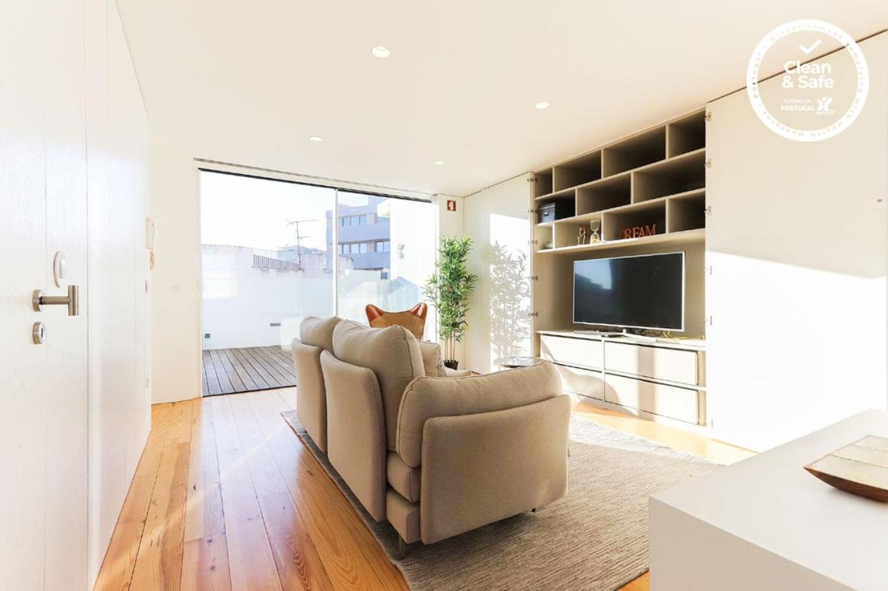 Marques De Pombal Duplex With Terrace By Homing Apartment Lisbon Bagian luar foto