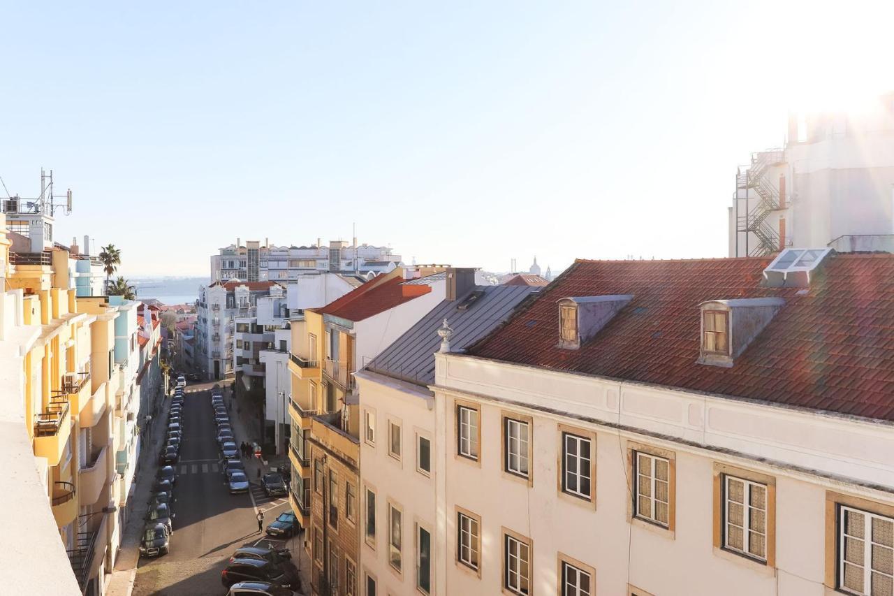 Marques De Pombal Duplex With Terrace By Homing Apartment Lisbon Bagian luar foto