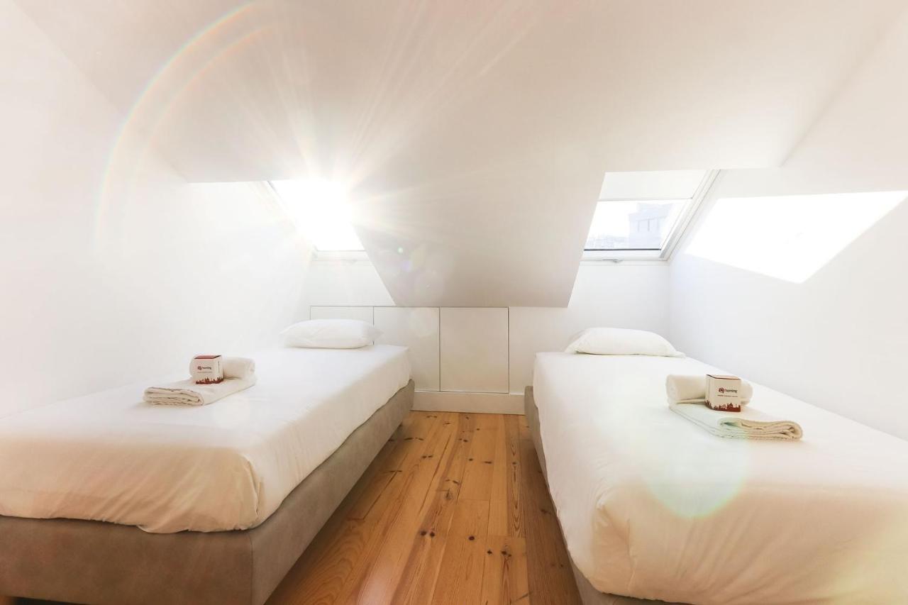 Marques De Pombal Duplex With Terrace By Homing Apartment Lisbon Bagian luar foto